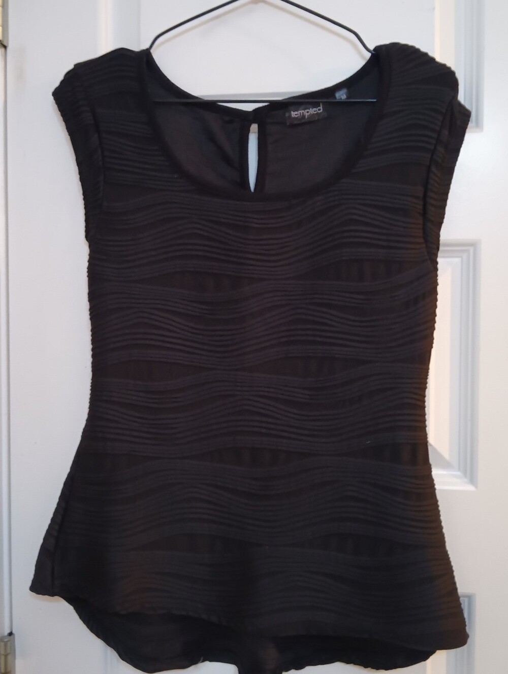 Tempted Black Wave-Textured Cap Sleeve Top